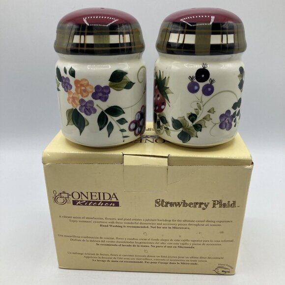 Oneida Strawberry Plaid Salt Pepper Shaker Set - Picture 3 of 5